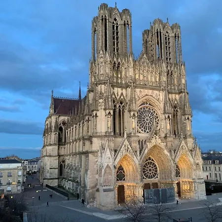 Le Royal - Cathedrale - Center Apartment *