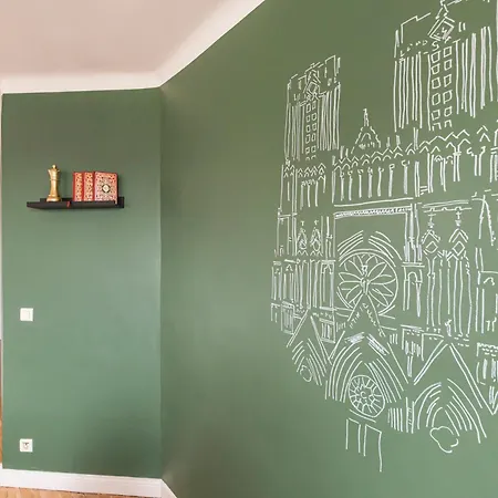 Apartment Le Royal - Cathedrale - Center Reims